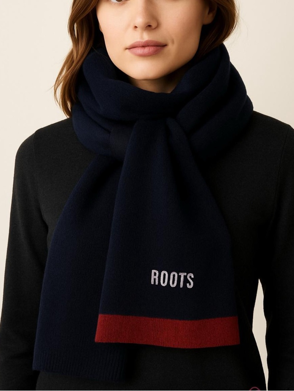 ROOTS winter scarf black with red edges 6.5” x 89” OS UNISEX